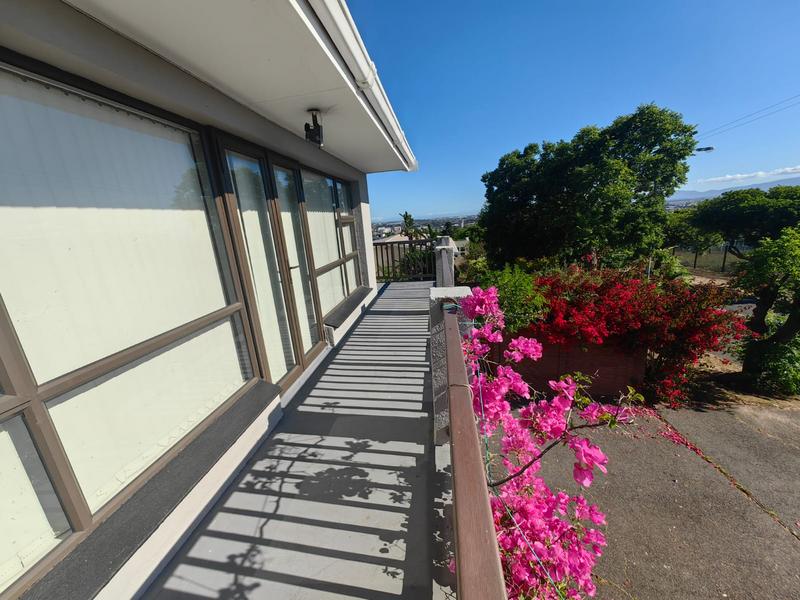 4 Bedroom Property for Sale in De Tijger Western Cape